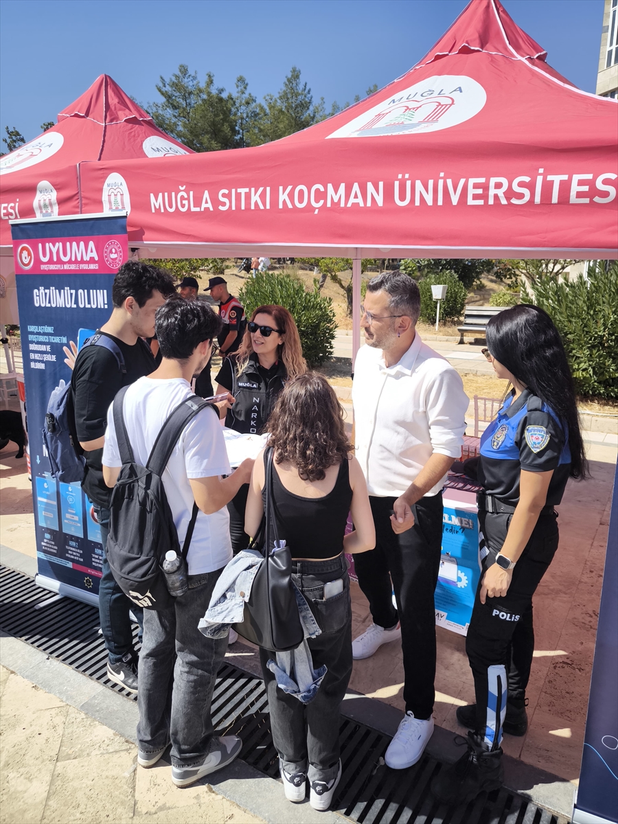 Muğla'da 2 bin üniversite öğrencisine bilgilendirme yapıldı