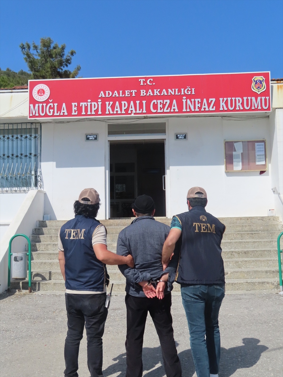 Muğla'da FETÖ hükümlüsü yakalandı
