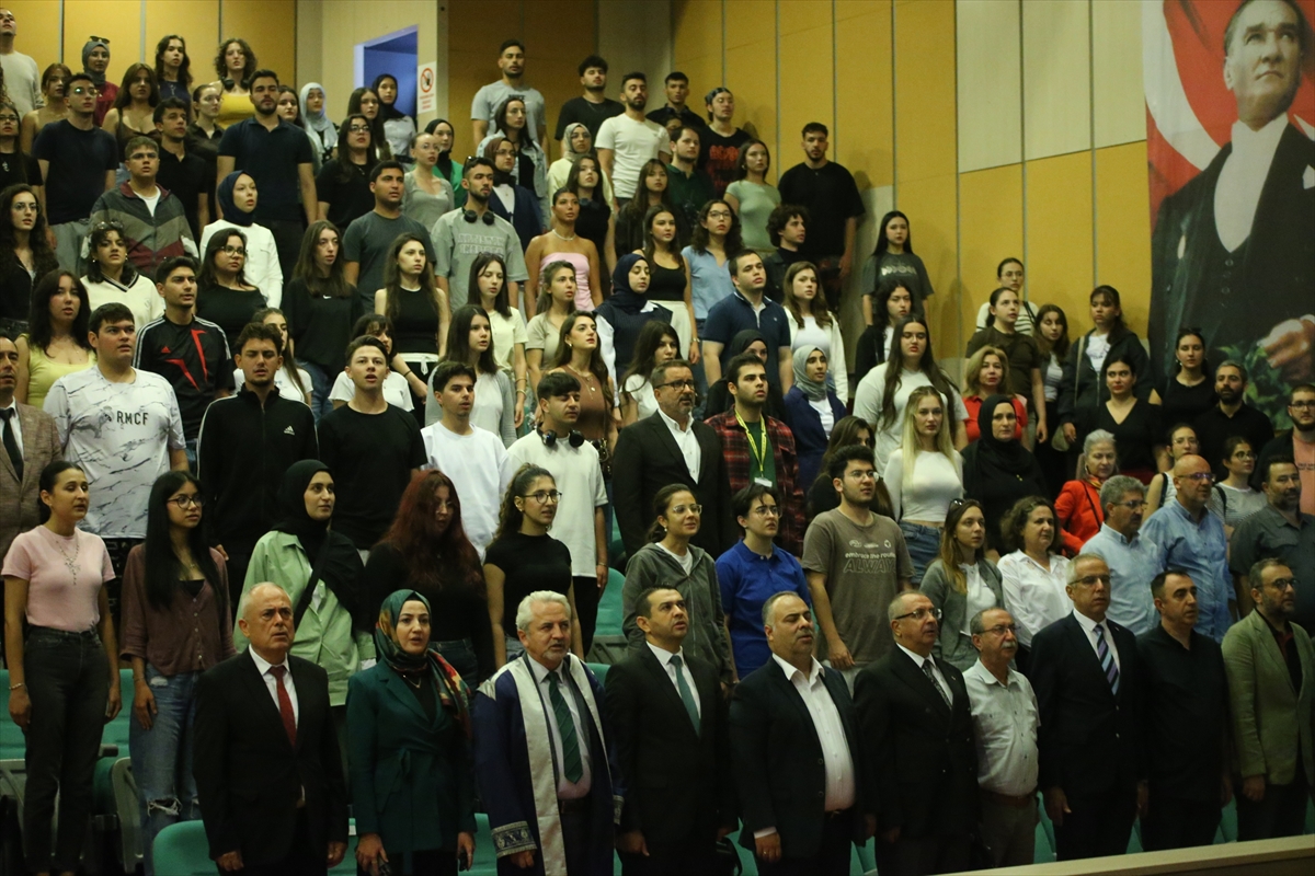 Aydın Adnan Menderes Üniversitesinde yeni akademik yılın ilk dersi 'Filistin' oldu