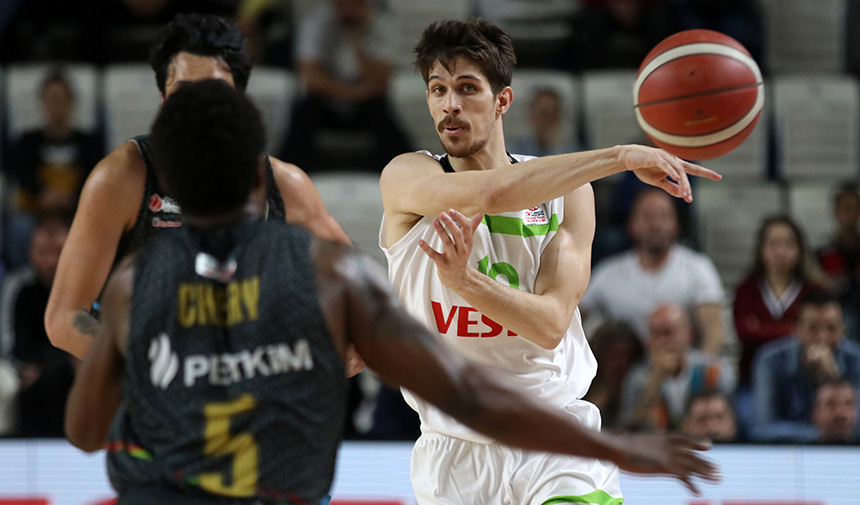 Manisa Büyükşehir Belediyespor: 86 - Aliağa Petkimspor: 78
