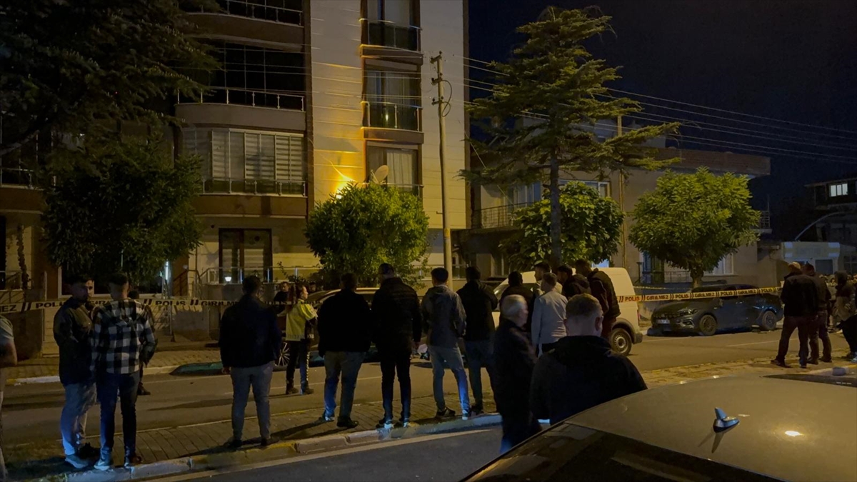 Afyonkarahisar'da hafif ticari aracın çarptığı yaya hayatını kaybetti