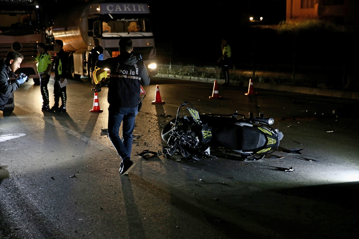 Muğla'da iş makinesiyle çarpışan motosikletin sürücüsü hayatını kaybetti