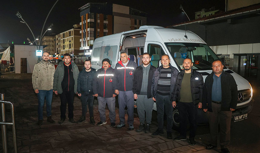 Uşak Belediyesi Deprem Bölgesine Dokuz Kişilik Ekip Gönderdi