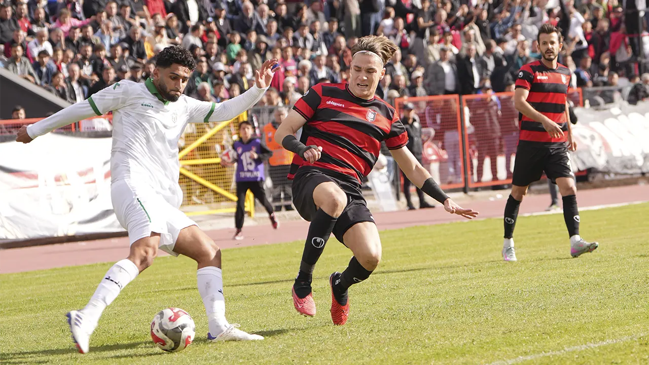 Oktaş Uşakspor 2 - 1 Bornova 1877