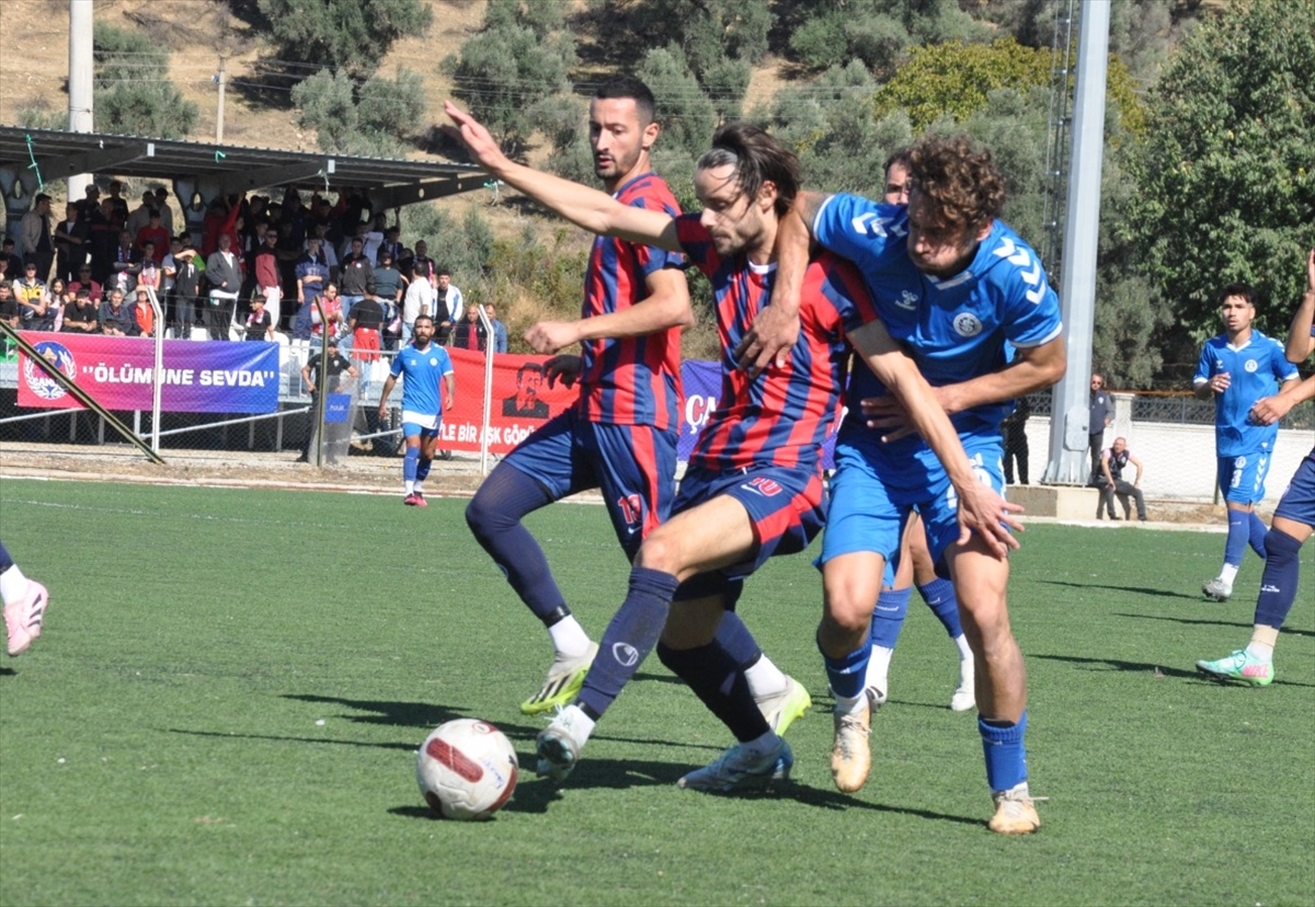 İzmirspor, Ödemiş Spor'u 2-1 yendi