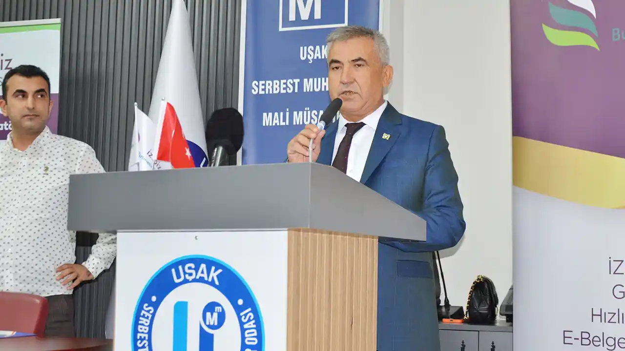 Uşak'ta Muhasebecilere E-Dönüşüm ve Yapay Zekâ Eğitimi