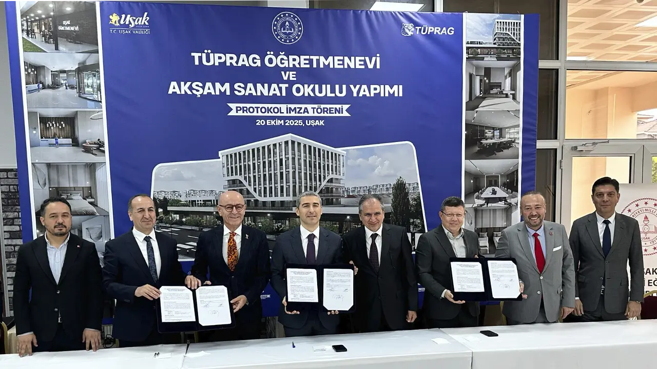 Uşak’ta Yeni Öğretmenevi Projesi İçin İmzalar Atıldı