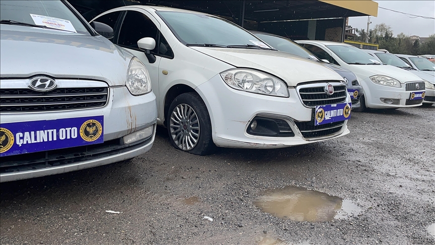 7 İldeki Oto Hırsızlığı Operasyonunda 12 Şüpheli Yakalandı