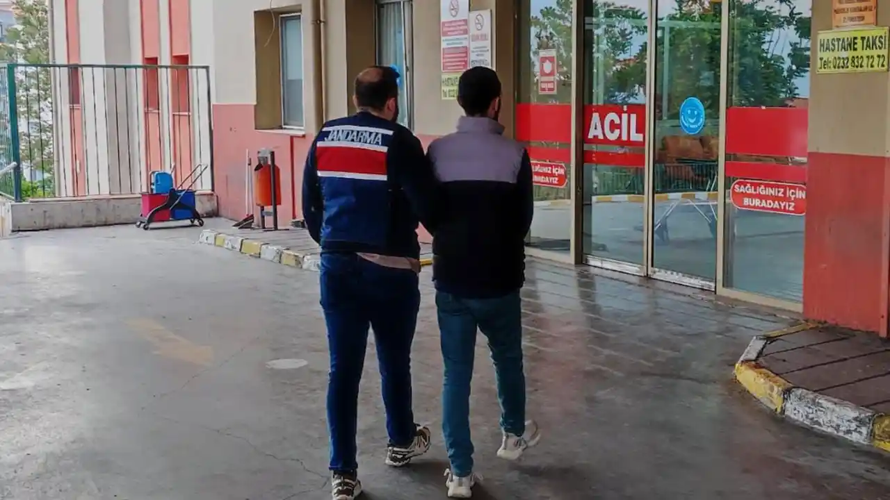 İzmir merkezli DEAŞ operasyonunda 18 şüpheli yakalandı