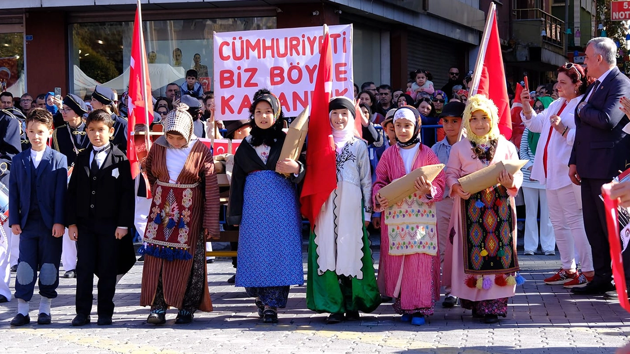 Cumhuriyetin 102. Yılı Uşak’ta Coşkuyla Kutlanacak