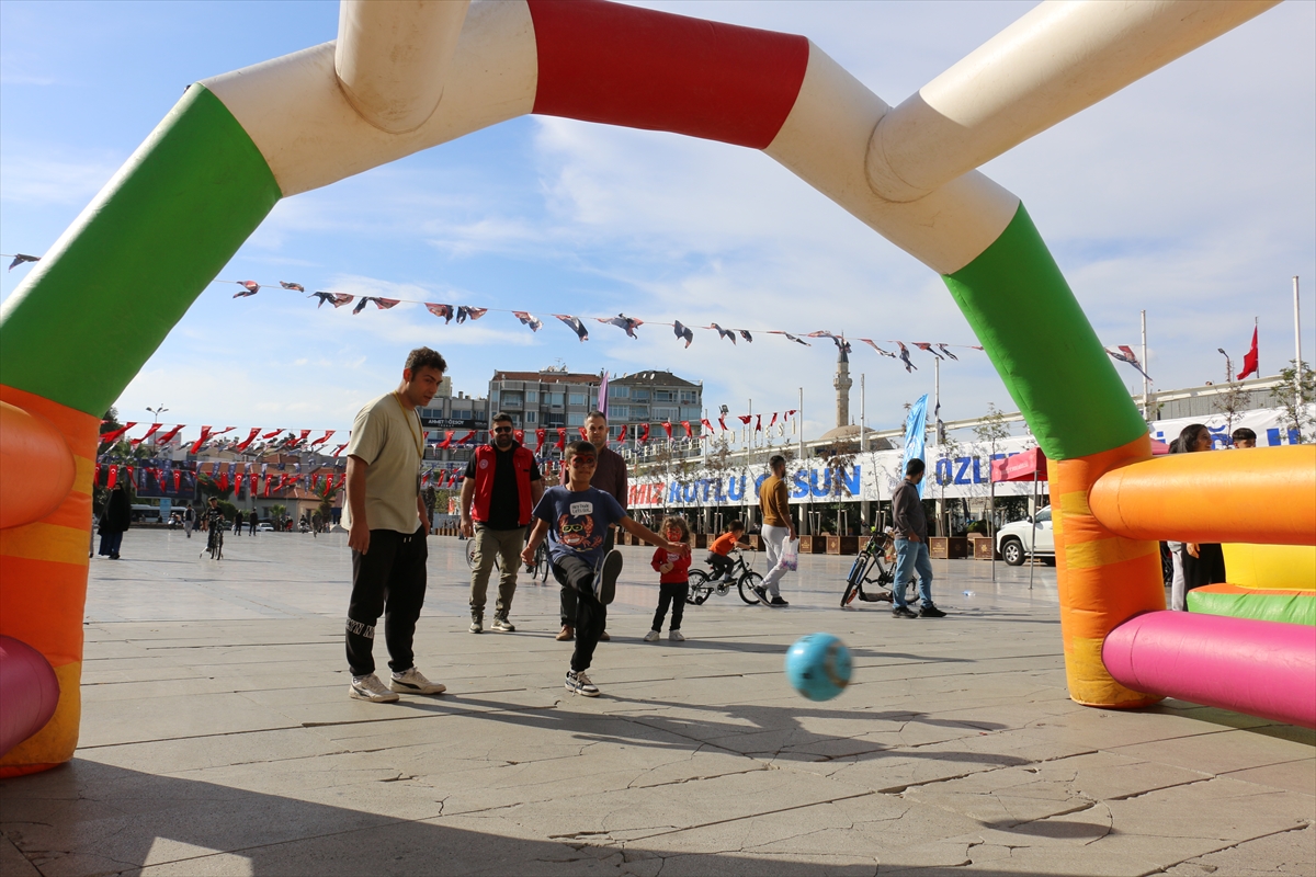 Aydın'da Gençlik ve Spor Festivali düzenlendi
