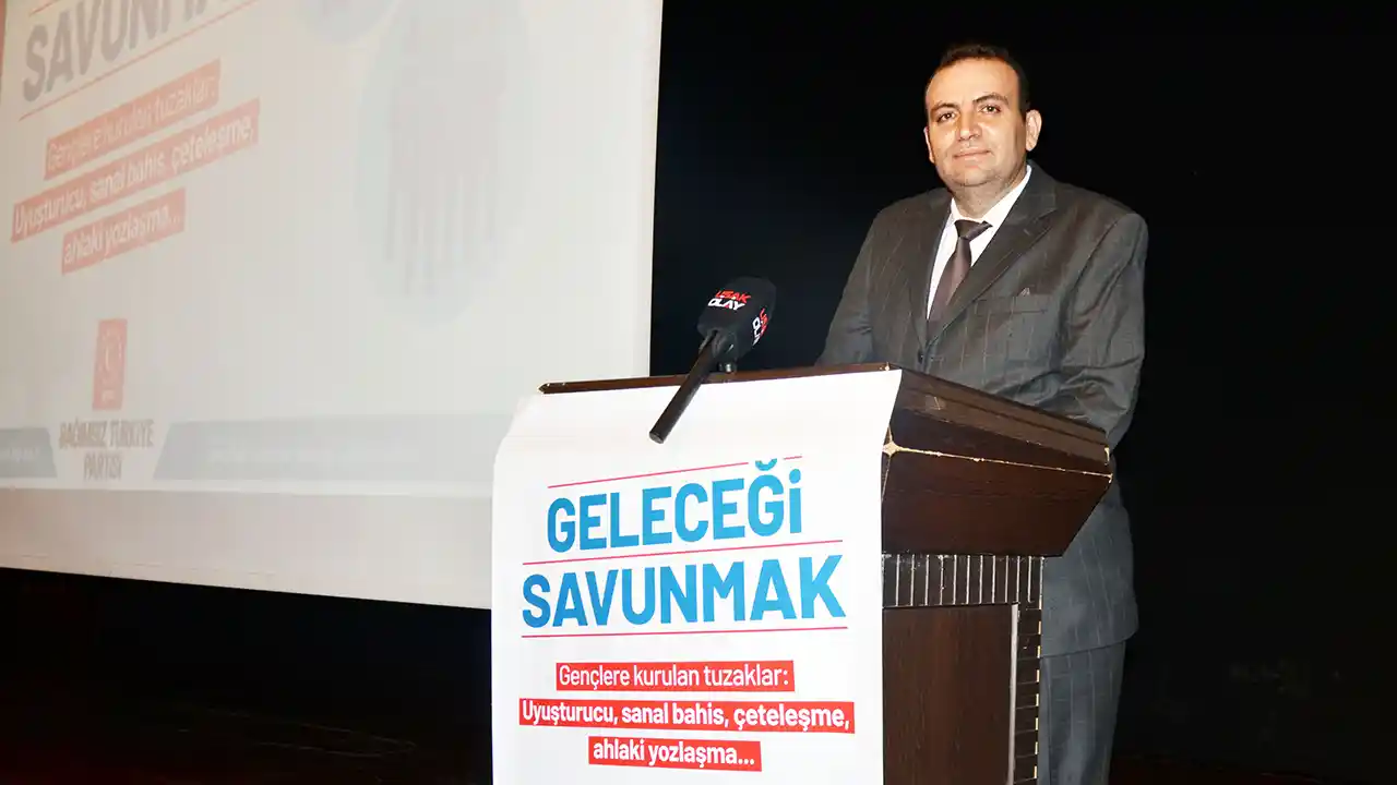 Uşak’ta “Geleceğimizi Savunmak” Programı Gerçekleştirildi