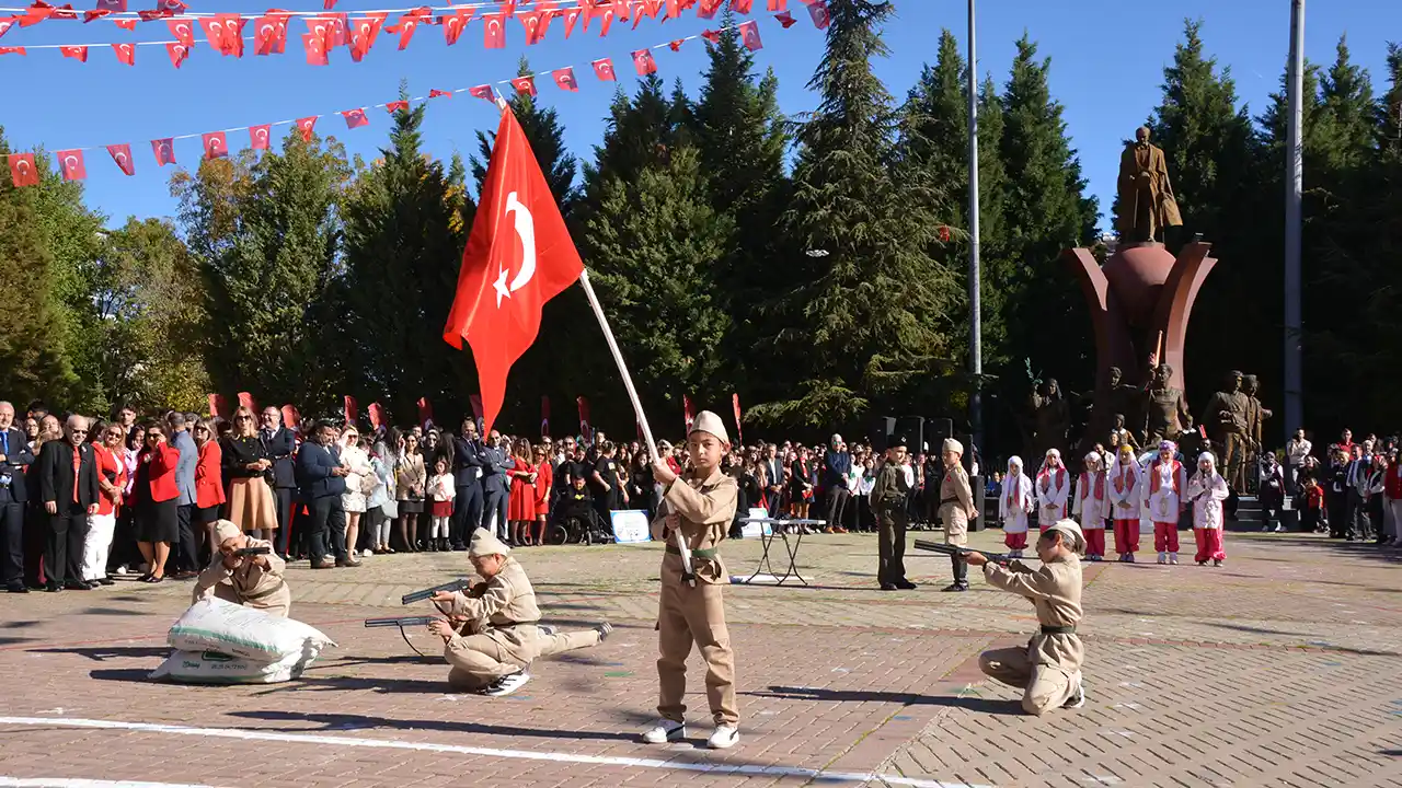 Banaz'da 29 Ekim Cumhuriyet Bayramı Kutlandı
