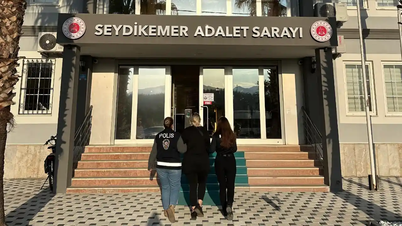 Seydikemer'de 32 yıl kesinleşmiş hapis cezası bulunan firari hükümlü yakalandı