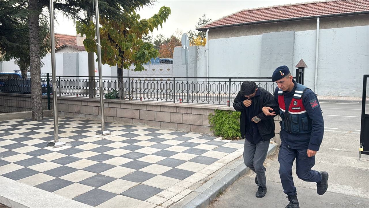 Afyonkarahisar merkezli dolandırıcılık operasyonunda 5 şüpheli tutuklandı