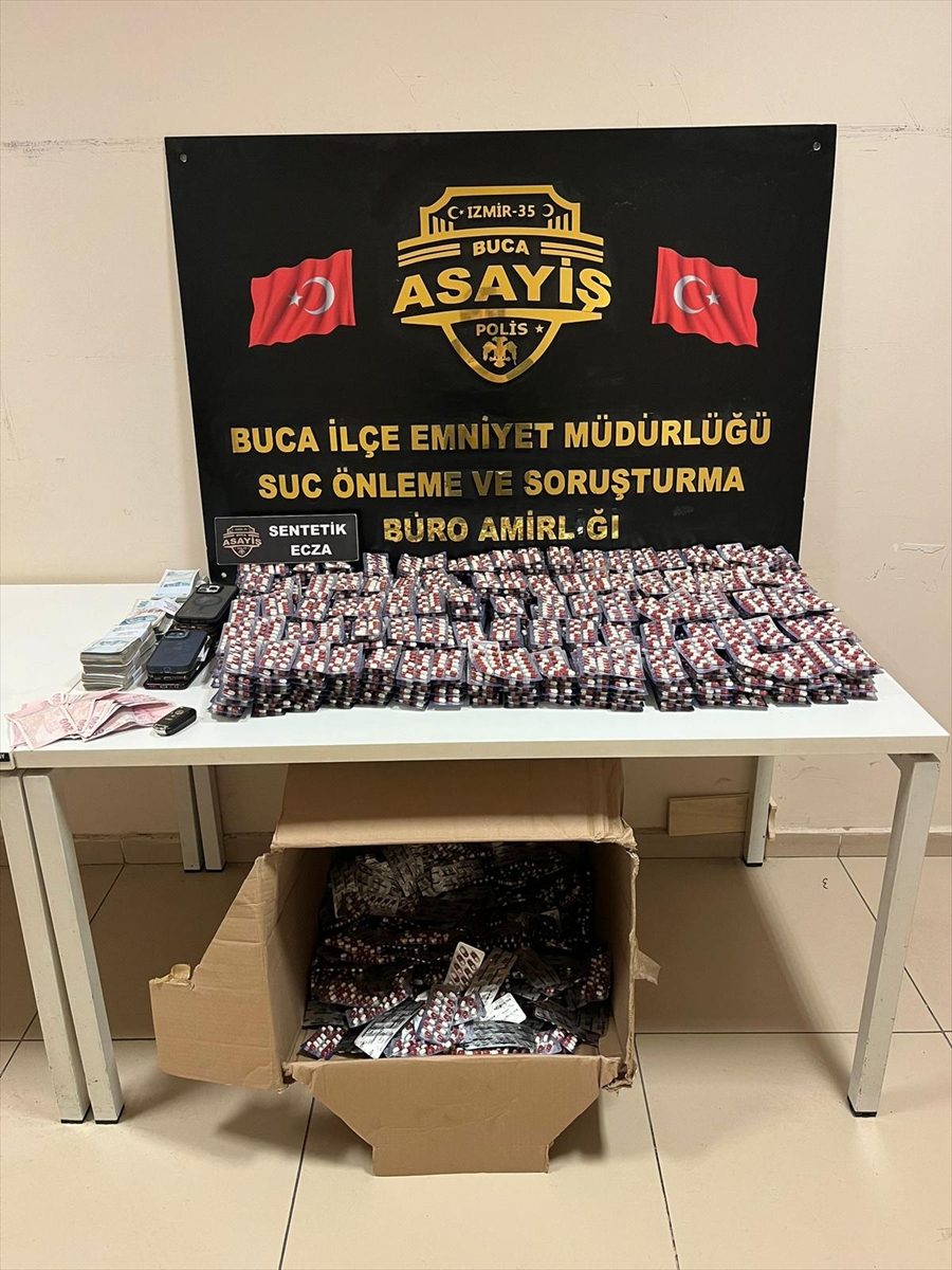 İzmir'de uyuşturucu operasyonunda yakalanan 3 şüpheli tutuklandı