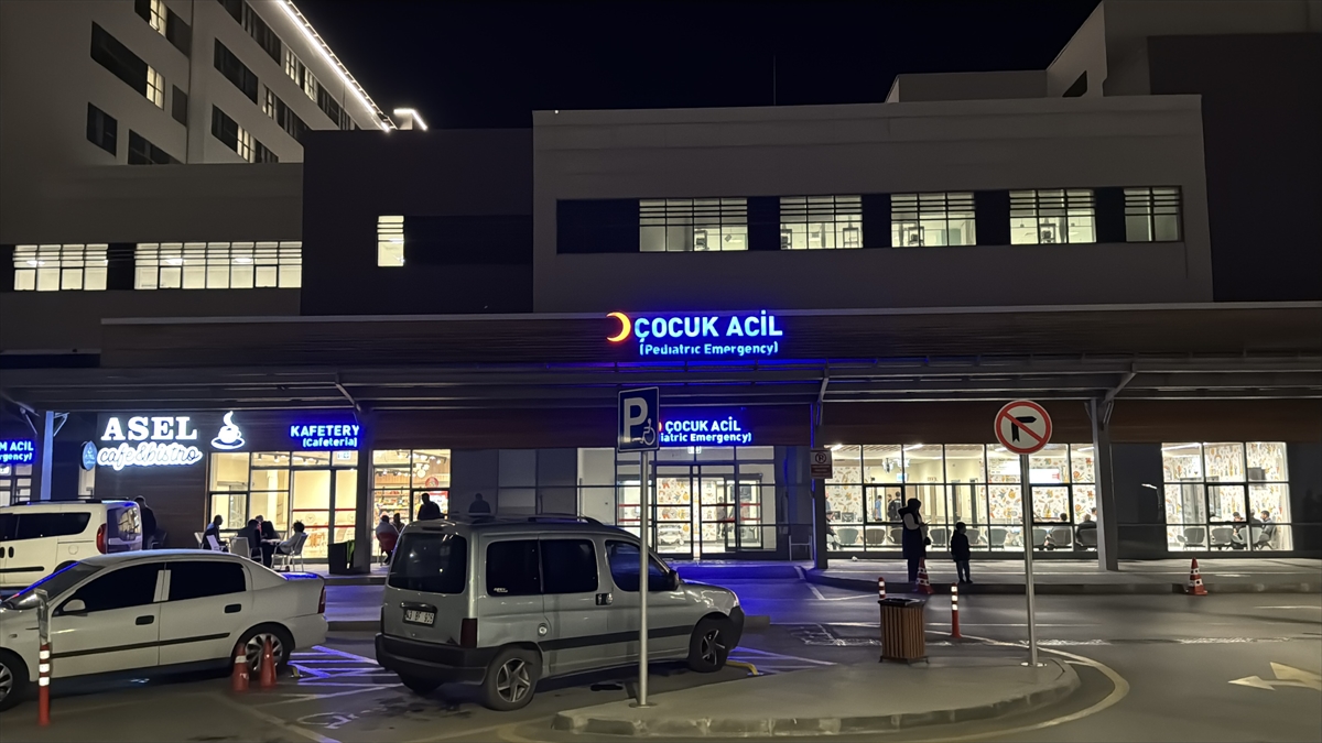 Apartmanın havalandırma boşluğuna yeni doğan bebek atıldı