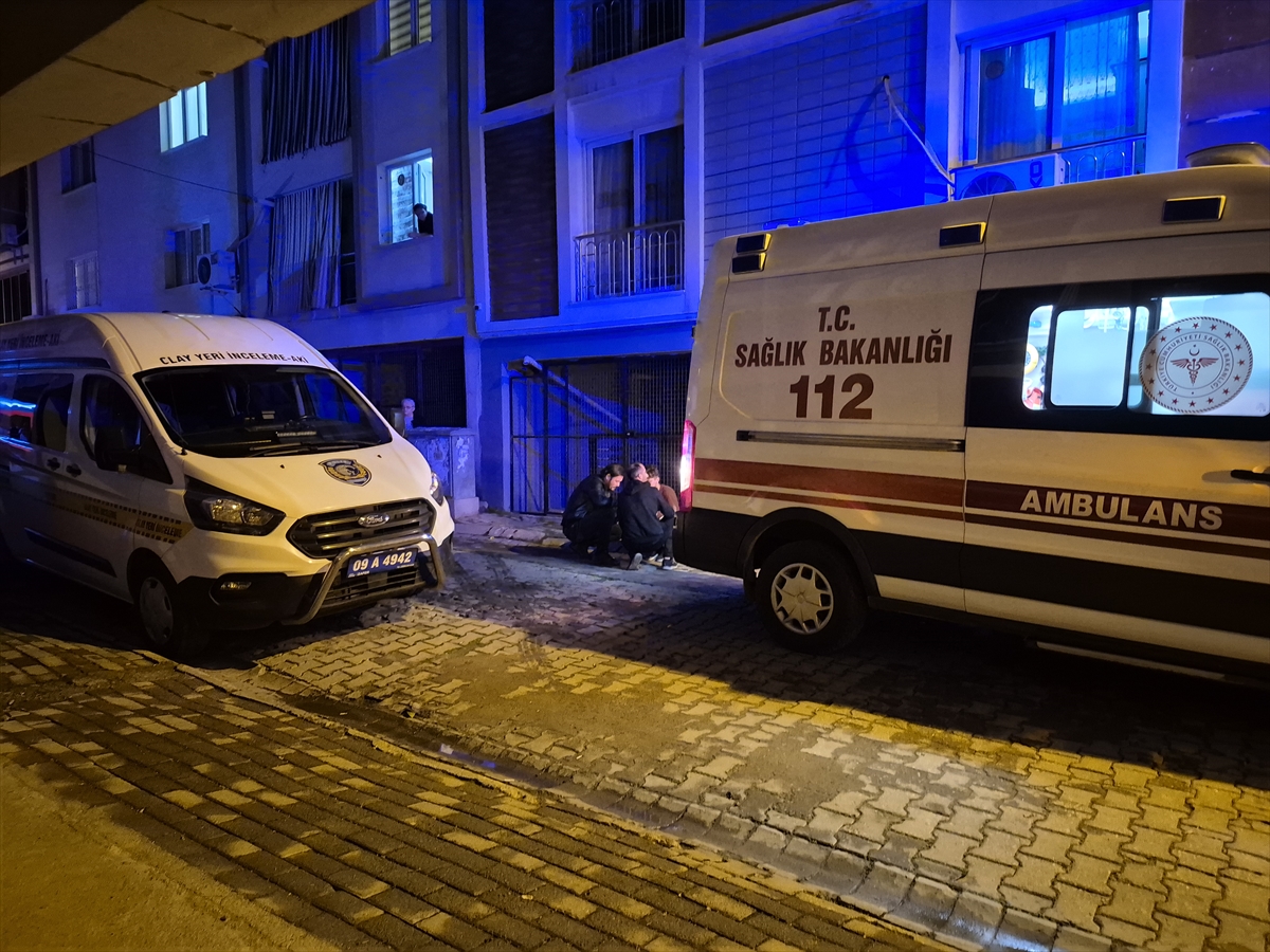 Aydın'da üniversite öğrencisi, arkadaşlarının evinde ölü bulundu