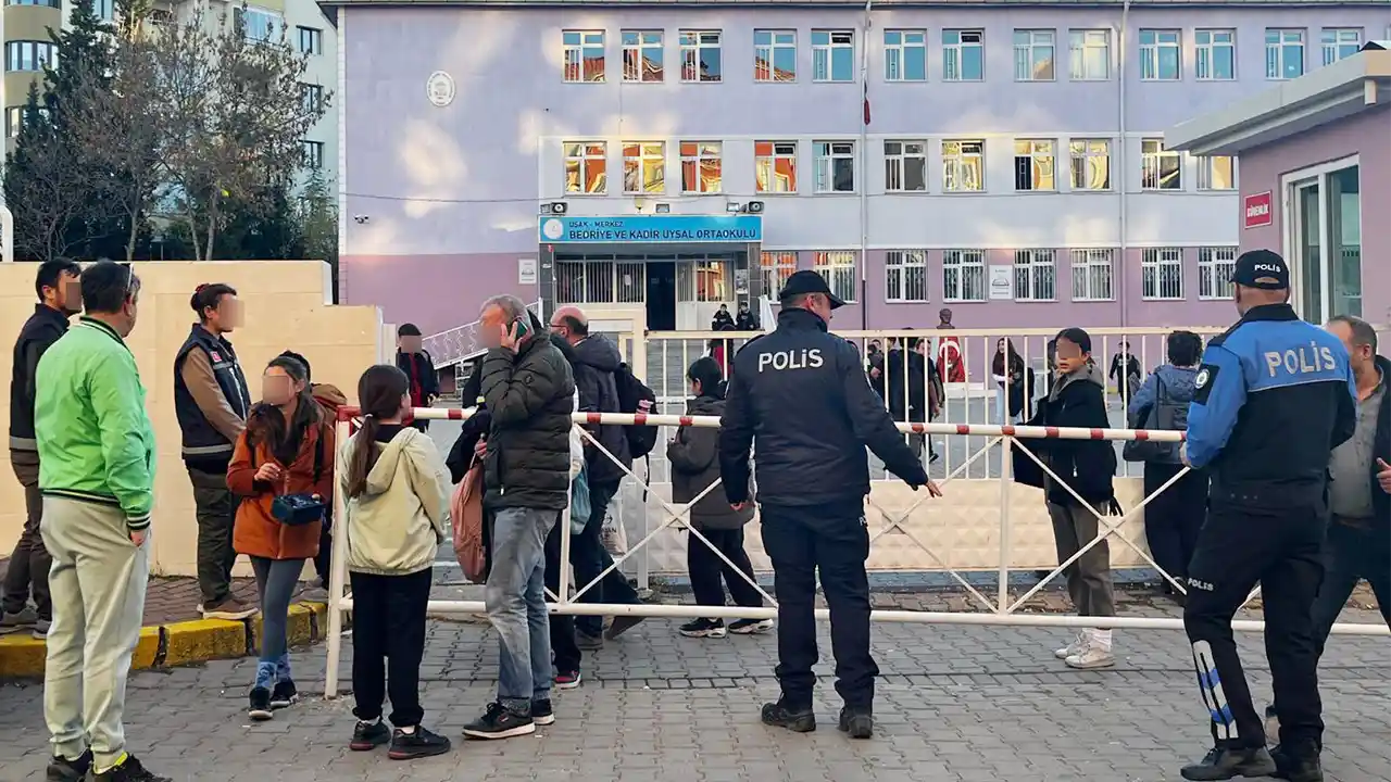 Uşak'ta 63 bin öğrenci bugün ders başı yaptı