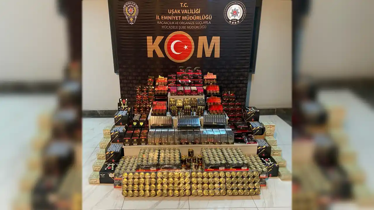 Uşak'ta 5 bin 202 Adet Kaçak C*nsel İçerikli Ürün Yakalandı