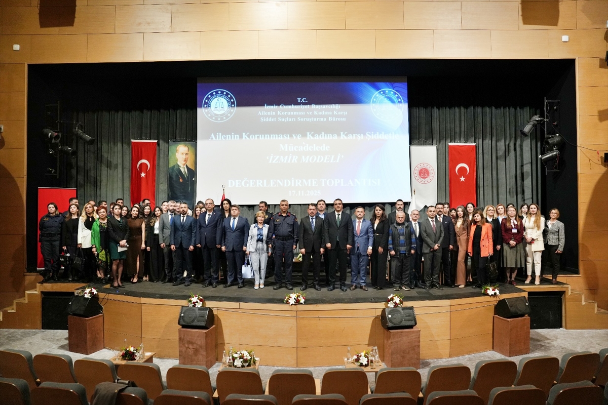 Kadına yönelik şiddetle mücadelede geliştirilen 'İzmir Modeli' anlatıldı