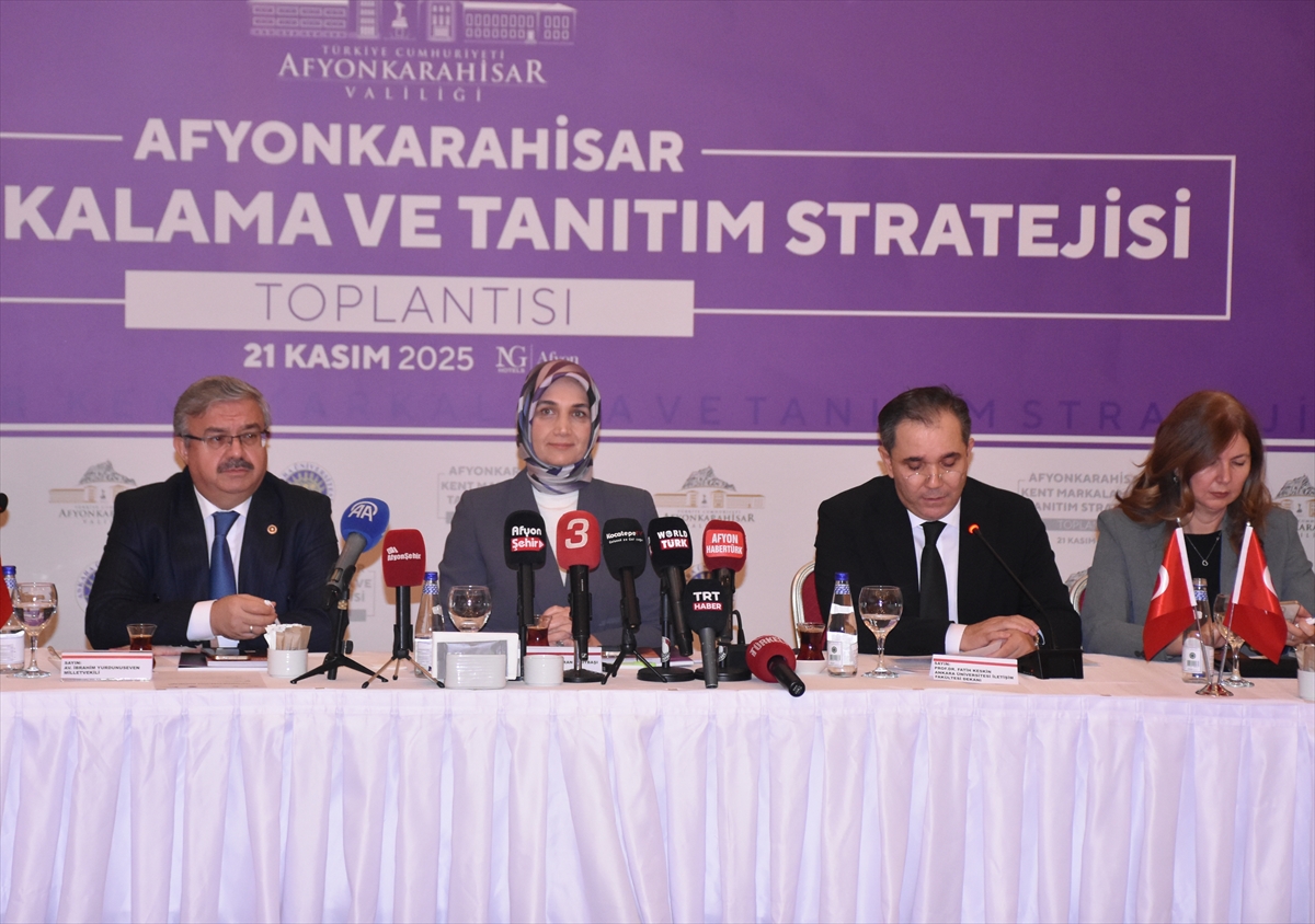 Afyonkarahisar'da 'Kent Markalama ve Tanıtım Stratejisi' toplantısı düzenlendi
