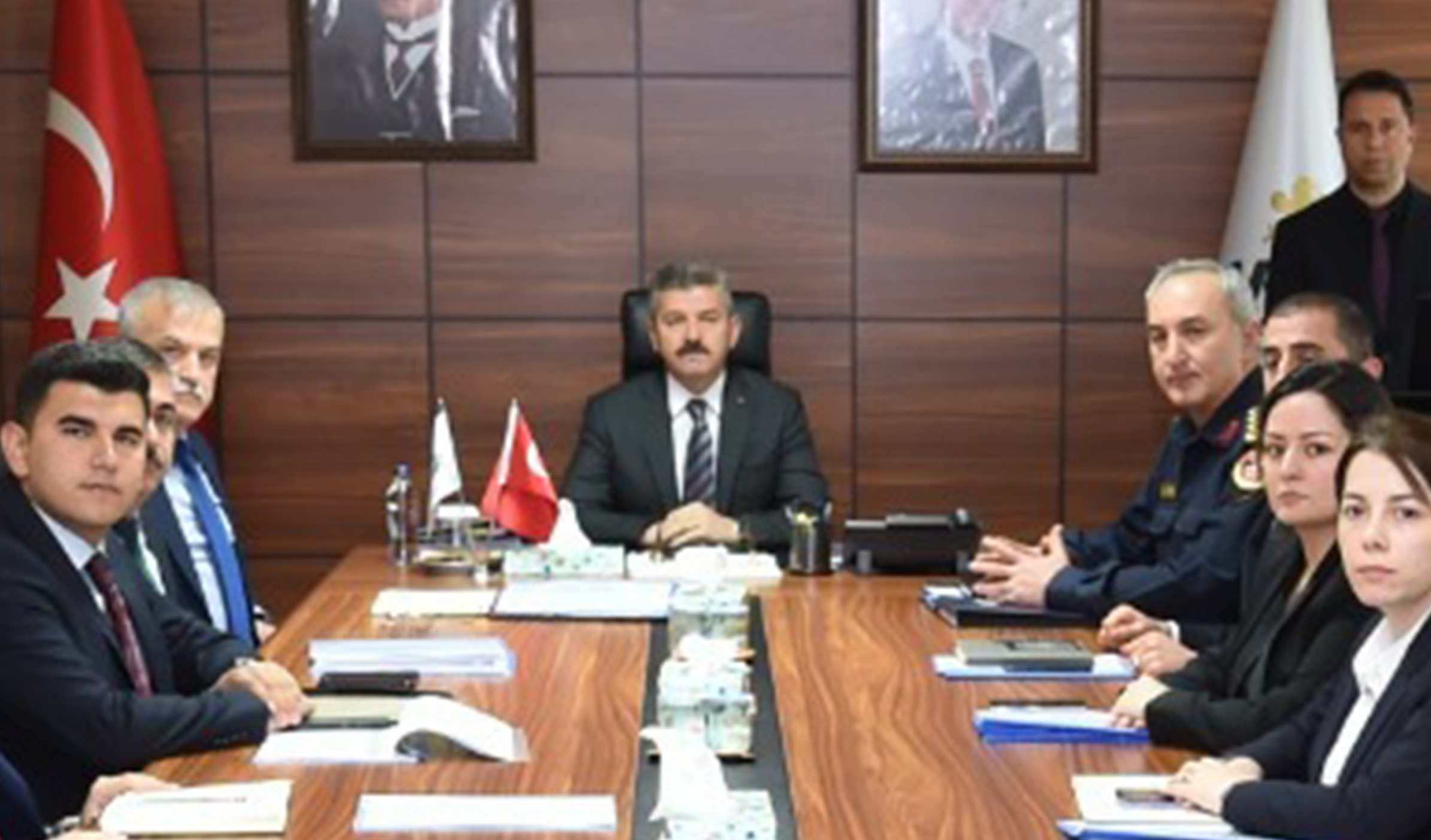 Uşak Valisi Dr. Turan Ergün Görevine Başladı
