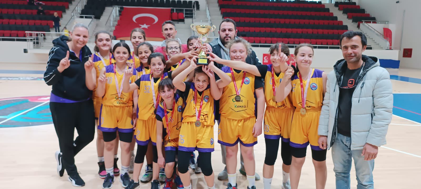 Uşak Okullar Arası Küçük Kızlar Basketbol Şampiyonu Belli Oldu