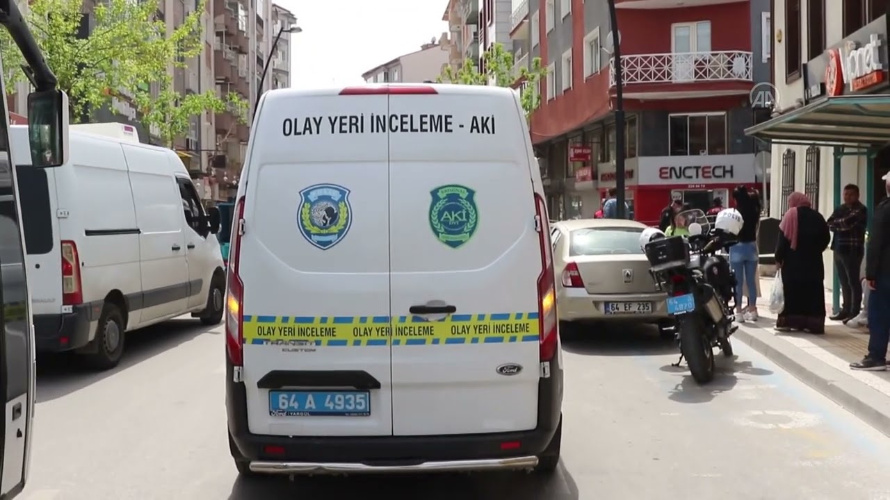 2 Aylık Garyimeşru Bebeğini 6. Kattan Attı