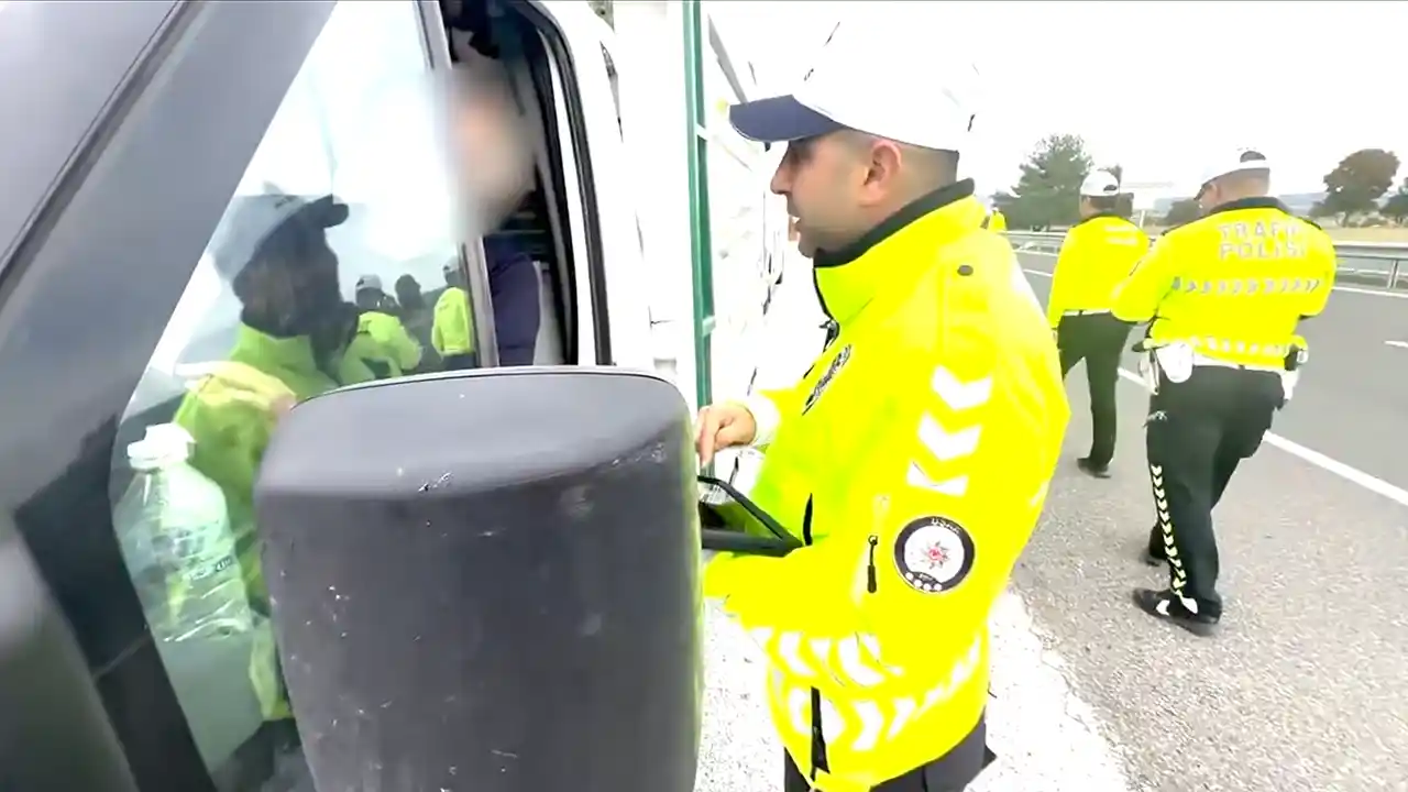 Kış Lastiği Takmayan Sürücülere Ceza Yağdı