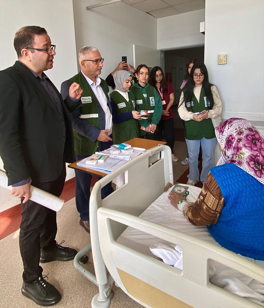 Aydın Yeşilay'dan akciğer kanseri tedavisi gören hastalara ziyaret