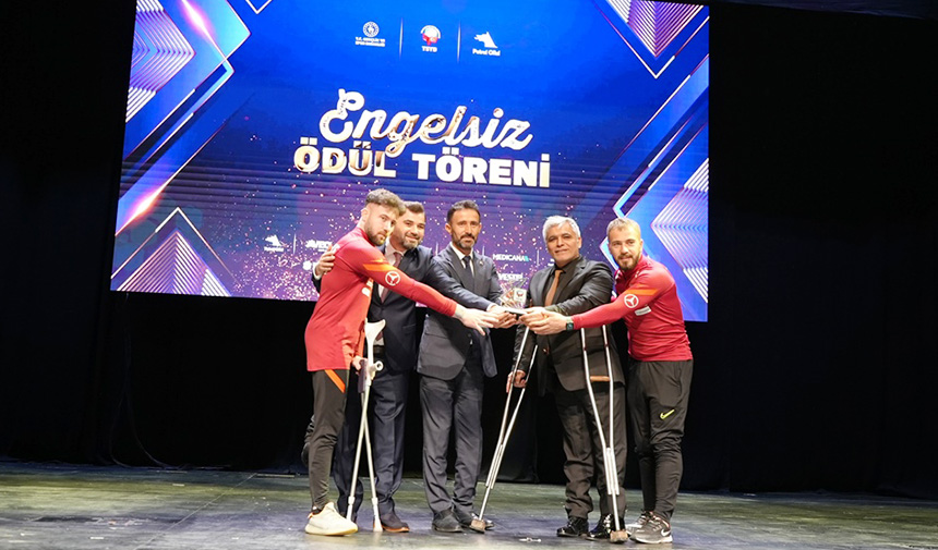 İlklerin Gecesi Büyük Bir Coşkuyla Yapıldı