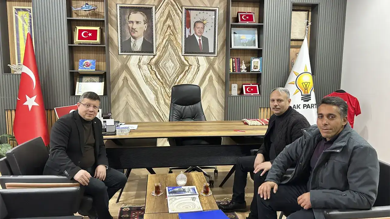 AK Parti Milletvekili Tuğrul, Derbent Köyü Muhtarı İle Bir Araya Geldi