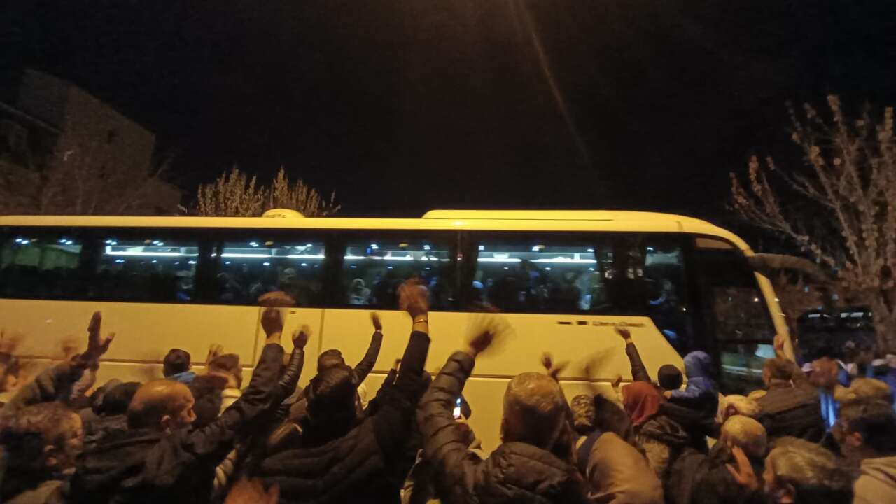 Uşak’tan Umre İçin Yola Çıkan Vatandaşlar Dualarla Uğurlandı