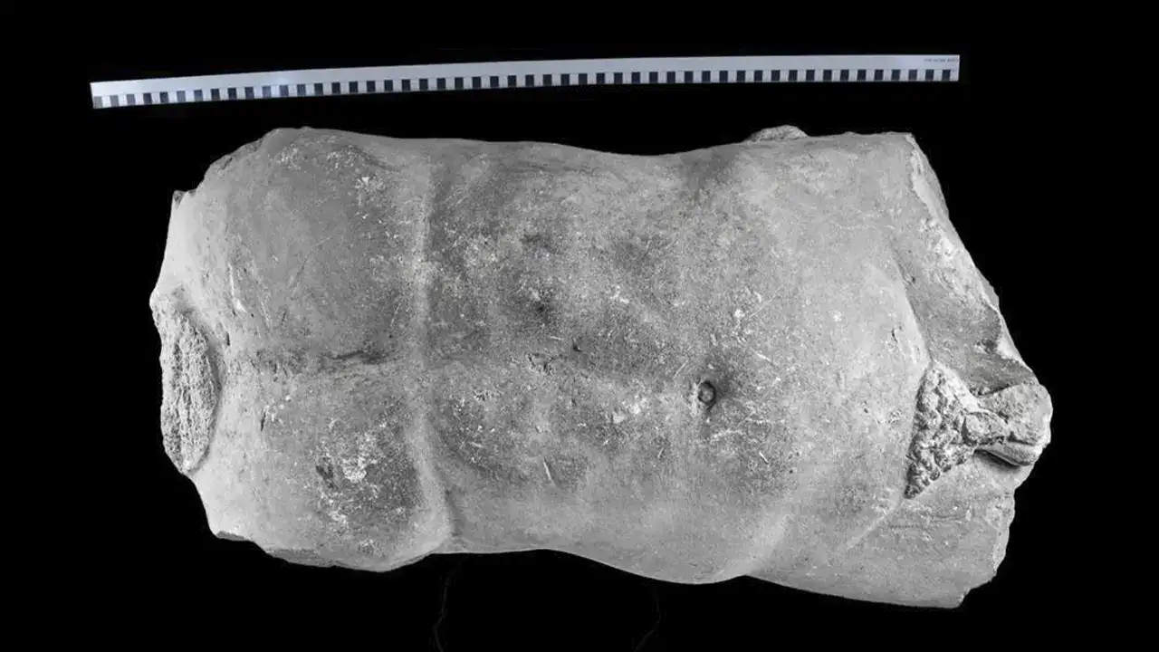 Valilik, Blaundos’ta Bulunan 1800 Yıllık Heykelin Detaylarını Açıkladı