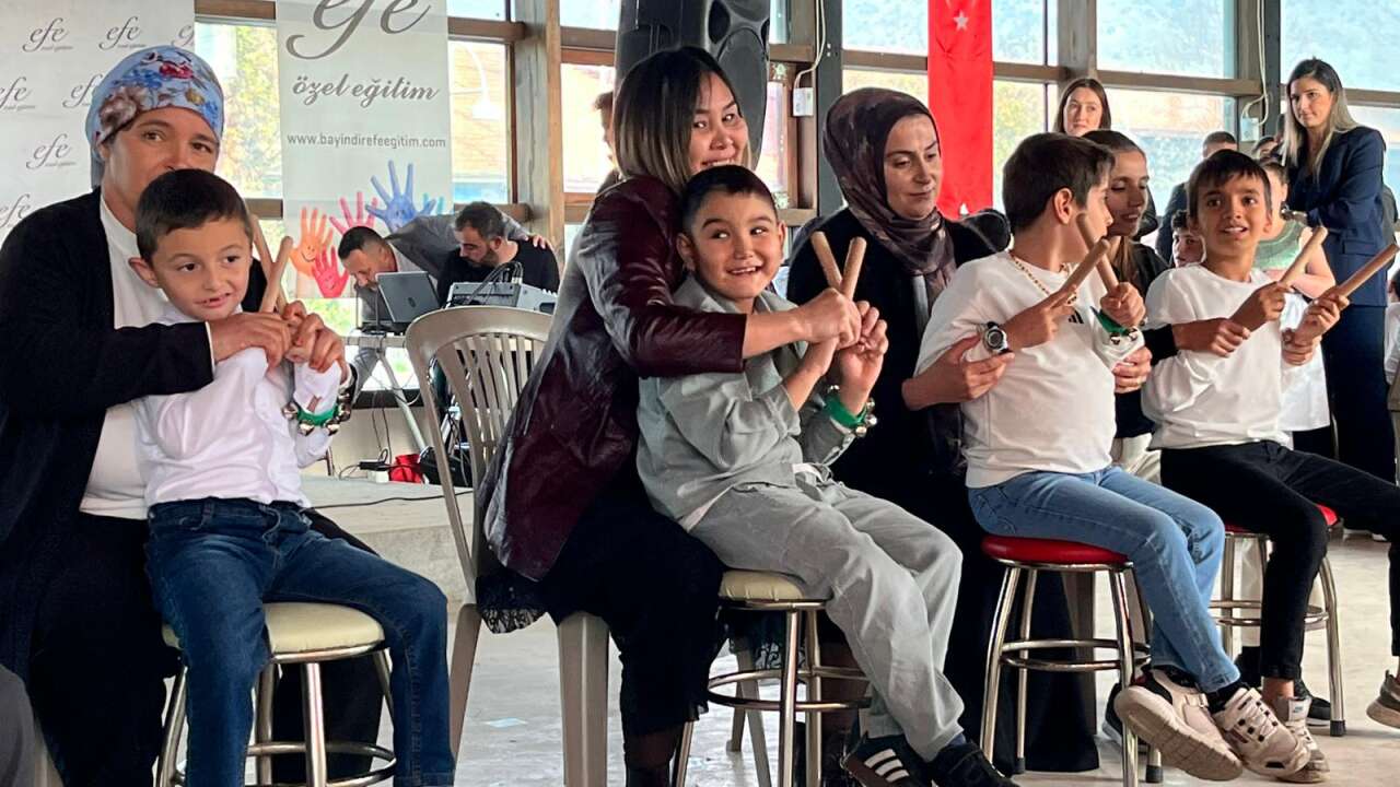 Bayındır'da Dünya Engelliler Günü etkinliği düzenlendi