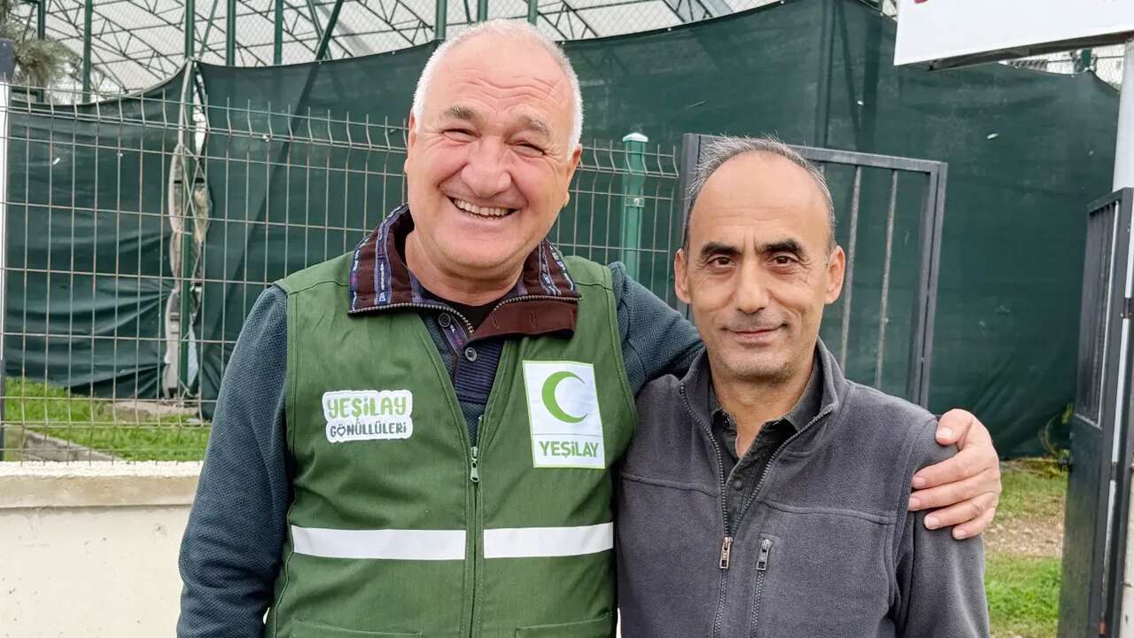 Bodrum'da iki asker arkadaş 25 saatte 102 kilometre yürüdü