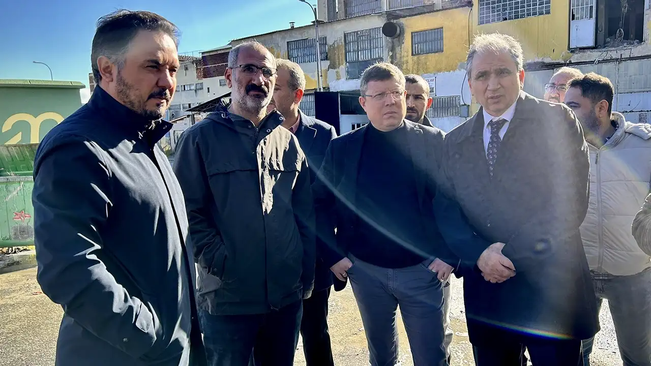 Yanan Fabrikanın AK Parti Uşak İl Yöneticisine Ait Olduğu Anlaşıldı