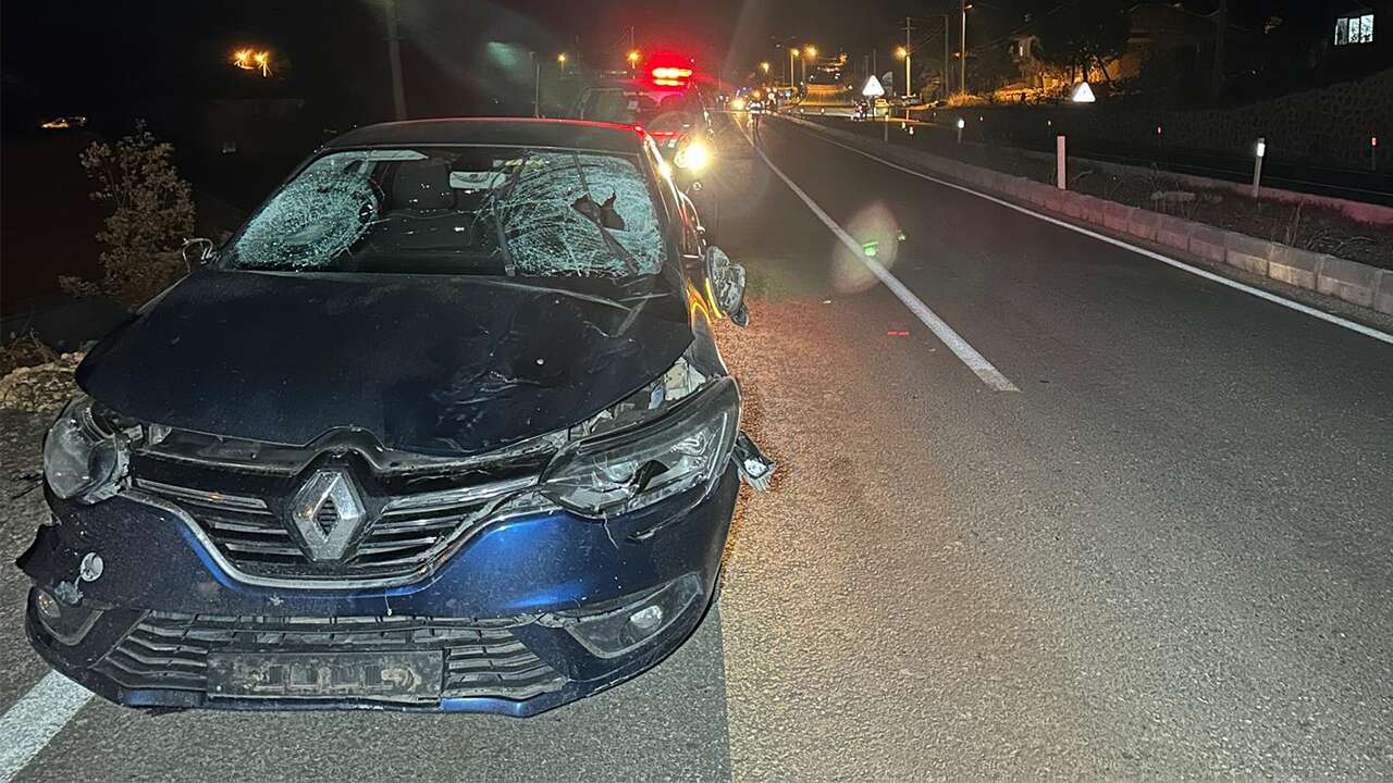 Uşak'ta Otomobilin Çaptığı 3 Kişi Öldü