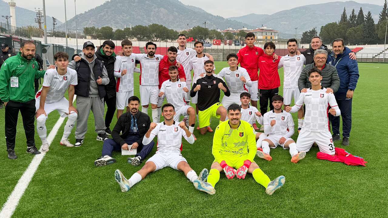 Oktaş Uşakspor İlk Yarıyı Galibiyetle Tamamladı "0-2"