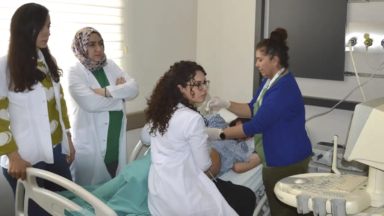 Gebede fazla Amniyotik sıvı erken tespit edildi