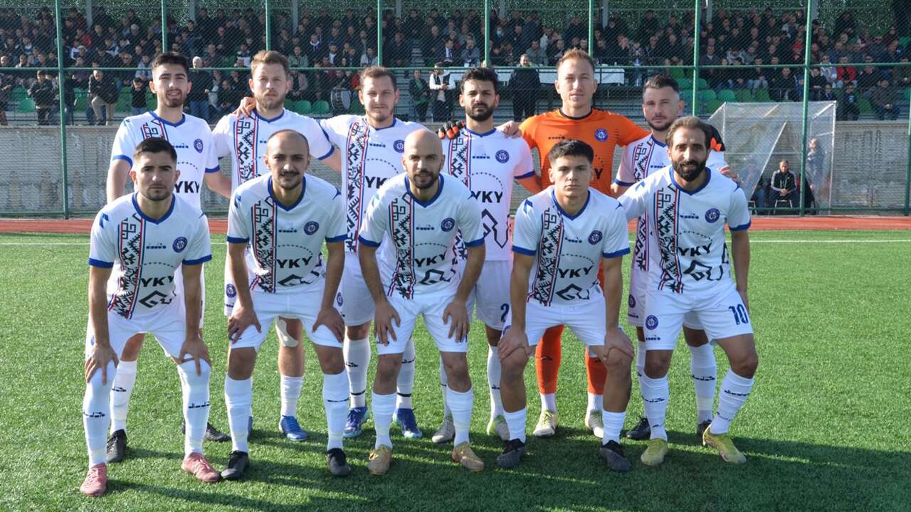 Eşme Belediyespor Evinde Hata Yapmadı "2-1"