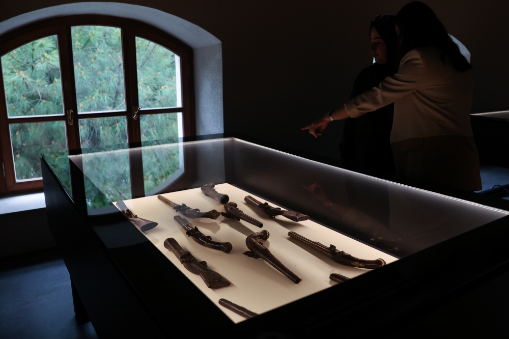 "İzmir Kültür Sanat Fabrikası" eşsiz eserleriyle ziyaretçilerini karşılıyor