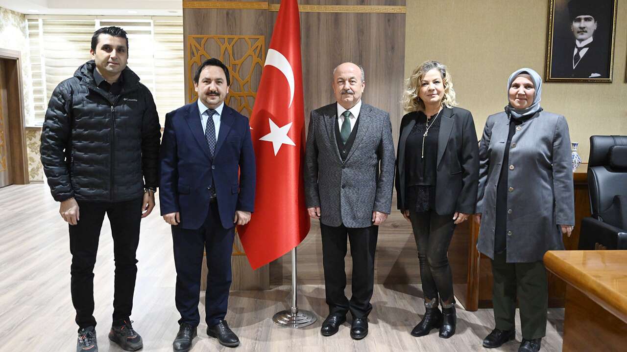 Kent Konseyi’nden Rektör Demir’e Hayırlı Olsun Ziyareti