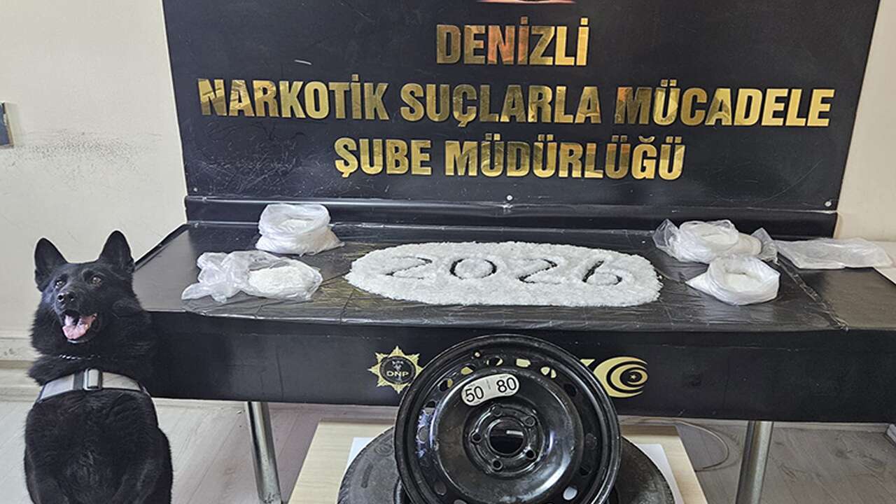 Otomobilin yedek lastiğinde uyuşturucu yakalandı