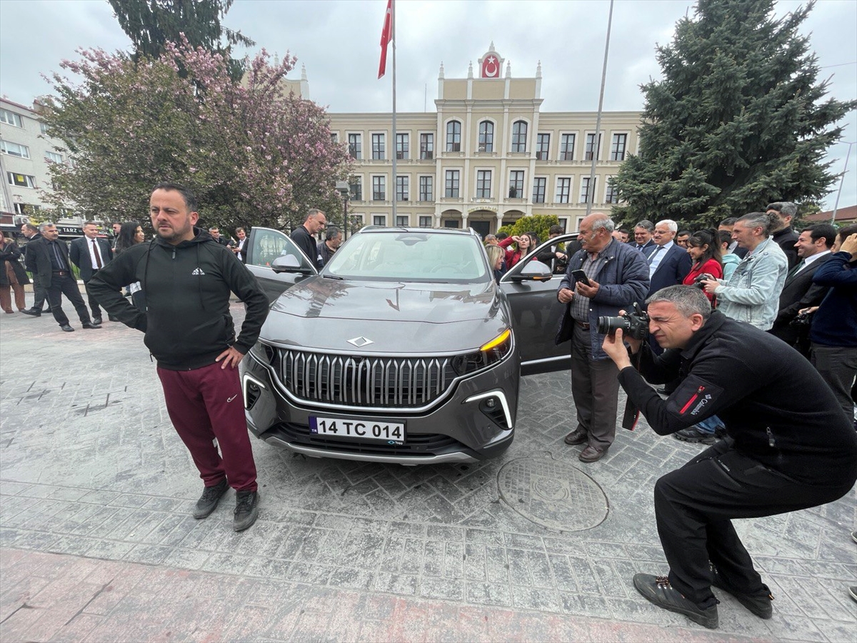 BOLU - Yerli otomobil Togg, vatandaşlara tanıtılıyor