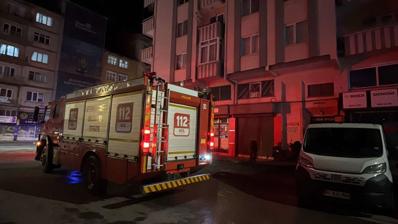 Manisa'da evde çıkan yangın söndürüldü