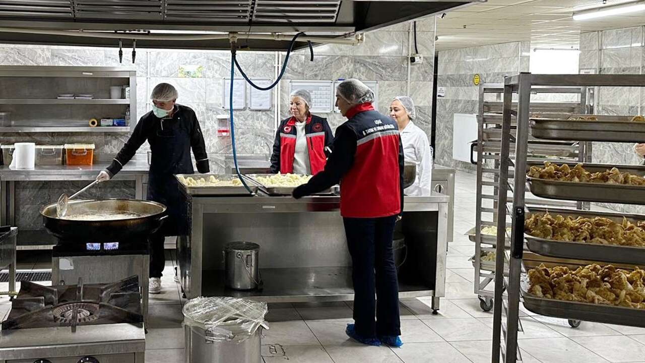Uşak’ta catering firmalarına sıkı denetim
