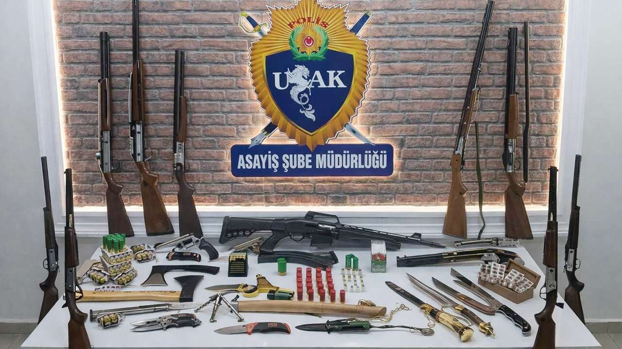 Uşak'taki galericilere baskın