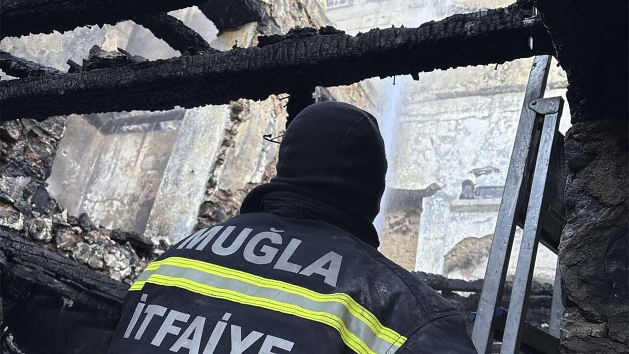 Fethiye'de evde çıkan yangında 1 kişi öldü